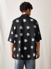 Manfinity VCAY Men's Woven Fashionable Casual Daily Young Striped Slim Fit Short Sleeve Shirt - Multicolor - View 2