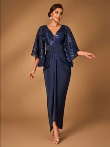 Serin Vestido longo, de mangas longas, de cetim, com decote em V profundo, mangas asssimétricas morcego, fenda frontal alta, bainha envolvente e franzida, em tecido de tafetá de seda azul marinho sequenciado e bordado em tule, elegante e luxuoso, adequado para mãe da noiva ou convidada em festa de casamento. - Azul Marinho - Visão 7