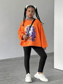 SHEIN 2 件 Tween Girl 2024 新款休闲万圣节南瓜印花蝙蝠袖运动衫和骑行裤套装南瓜斜挎包，适合万圣节派对 - 彩色 - 查看 3