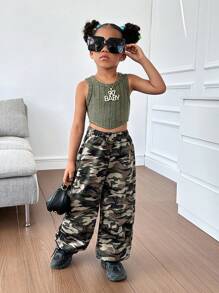 SHEIN Top sin mangas y Joggers de camuflaje de punto sólido para vestir en la calle, para una joven - Verde militar - Ver 5