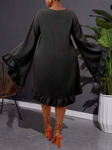 Maweii 大码女式 V 领荷叶边拼接喇叭袖宽松连衣裙，春夏 - 黑色 - 查看 2