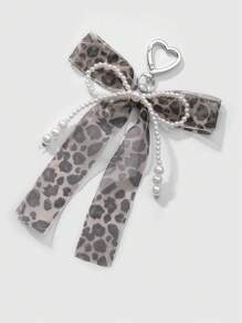 ROMWE Kawaii 1 件手工串珠白色仿珍珠、豹纹、蕾丝蝴蝶结和心形钥匙链，百搭时尚配饰，适合女孩、女士 - 非常适合日常佩戴或送礼、包包饰品 - 白色 - 查看 4