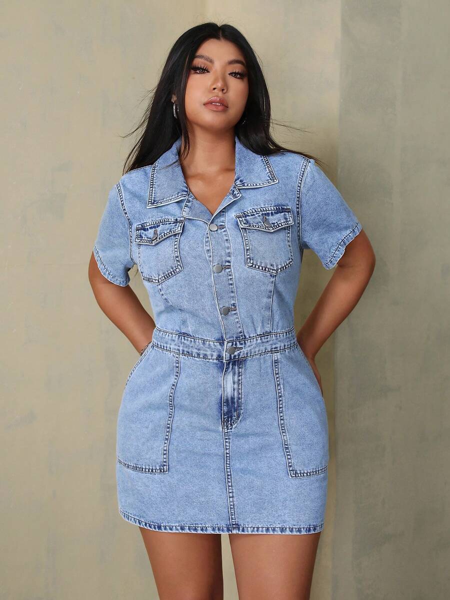 SHEIN EZwear 大码女式夏季工装口袋短袖休闲牛仔连衣裙 - 淺色水洗藍 - 查看 1