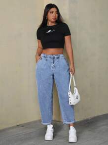 SHEIN CURVE+ Plus Size Women Denim Pants With Pleated Leg, Conical Leg Shape, Non-Stretch - Blue - View 3