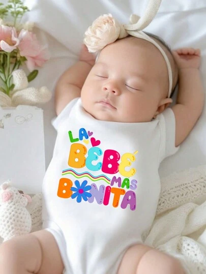 SHEIN Playful Pals Baby Girl Cute Cartoon Floral Heart Colorful Letter Slogan Print Lovely Style Short Sleeve Bodysuit
