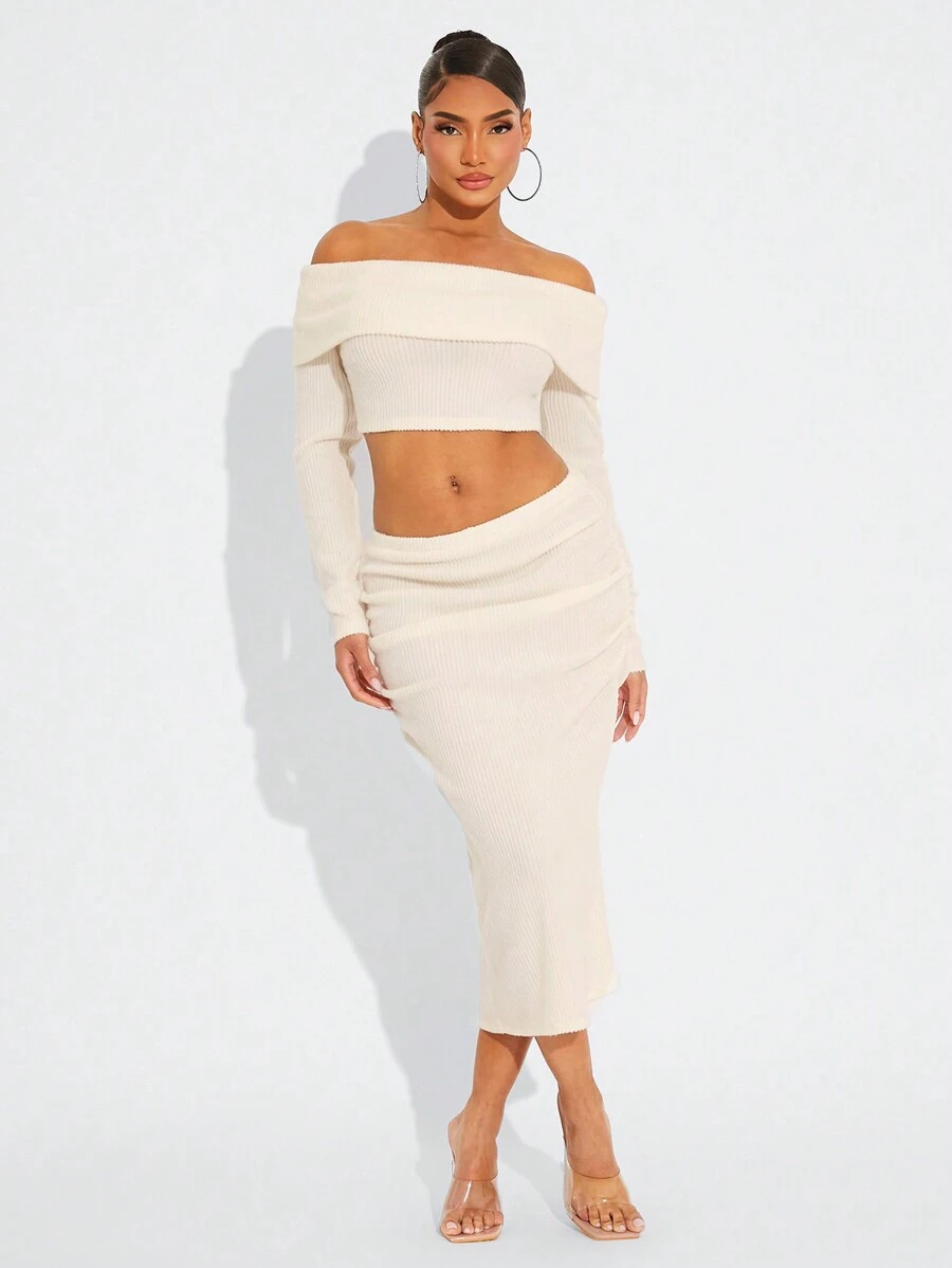 SHEIN SXY Sexy Casual Apricot Comfort Plush Knitted Ribbed Shoulder Long Sleeve Cut Top And Low Waist Pleated Long Skirt Two-Piece Set