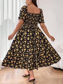 SHEIN SunnyBelle 大码方领短袖花卉印花休闲连衣裙 - 黃色 - 查看 2
