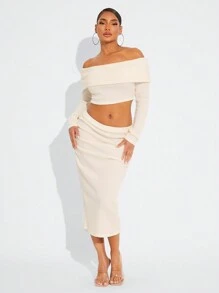 SHEIN SXY Sexy Casual Apricot Comfort Plush Knitted Ribbed Shoulder Long Sleeve Cut Top And Low Waist Pleated Long Skirt Two-Piece Set