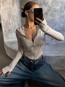 DAZY Áo thun nữ dáng suông, màu trơn, có mũ, khóa kéo. - Xám - Xem 4