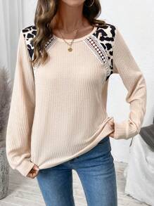 SHEIN LUNE Camiseta de manga larga con textura de estampado de leopardo en contraste (estampado aleatorio), camiseta de otoño para mujer