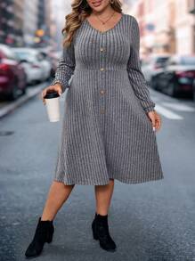 SHEIN VCAY Vestido de manga larga con cuello en V y cintura entallada para tallas grandes