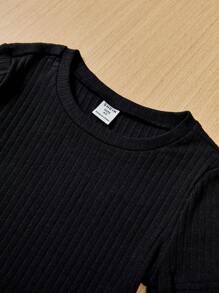 SHEIN 2 件套年轻女孩休闲圆领短袖 T 恤和紧身裤套装，多件装 - 黑色 - 查看 5