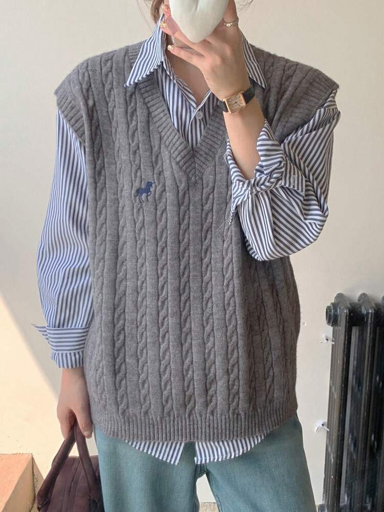 Women's V-Neck Embroidered Sweater Vest For Autumn & Winter