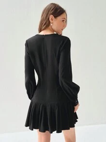 Enchnt Robe courte minimaliste à manches longues et col en V unicolore pour femme, décontractée pour les vacances - Noir - Voir 3