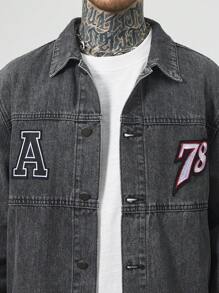 Manfinity Homme Chaqueta vaquera casual con cuello de solapa, botones delanteros, manga larga y estampado de letras para hombres
