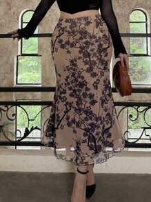 SHEIN Privé Elegant Floral Print Fitted Skirt For Plus Size