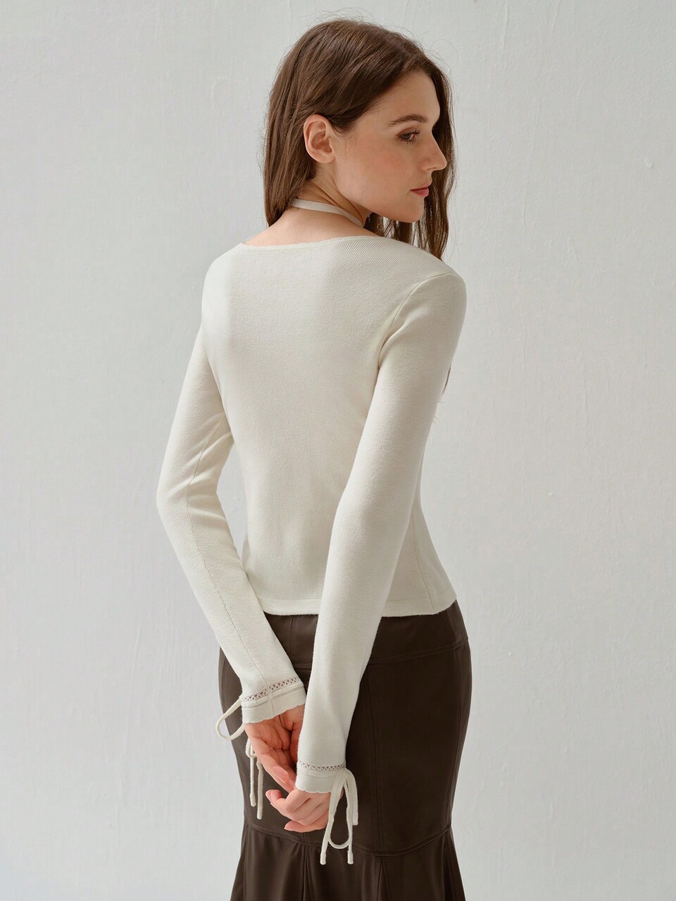 Romantic French White Long-Sleeved Square Neck Tie-Front Slim Fit Cute Sweater, Autumn Sweater, Autumn And Winter