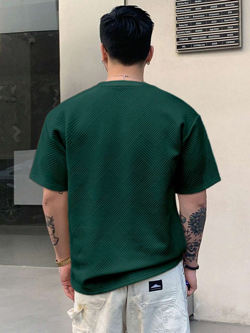 Men's Round Neck Short Sleeve Letter Patched Tee, Summer