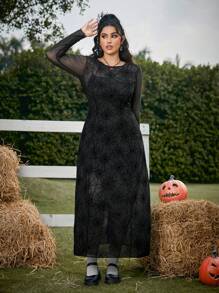 SHEIN EZwear Plus Size Women Halloween Spider Web Pattern Round Neck Long Sleeve Dress, Spring & Summer Clothes