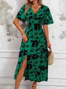 SHEIN LUNE V-Neck Short Sleeve All Over Floral Print Slit Casual Dress