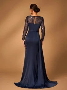 Serin Elegante vestido longo de noiva ou mãe da noiva com manga longa ilusão, azul marinho luxuoso, com aplicação de miçangas e lantejoulas, recortes em cetim e drapeado lateral - Azul Marinho - Visão 2