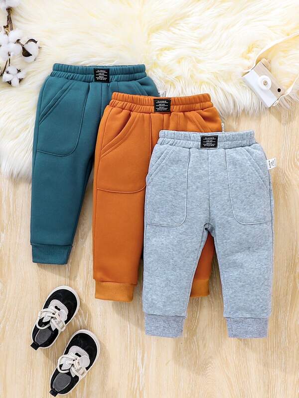 SHEIN Vintaside Kids Conjunto de 3 piezas de ropa informal y deportiva de invierno para niño bebé, con estampado gráfico, Bottom gruesa y estilo de calle cálido