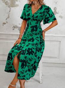 SHEIN LUNE V-Neck Short Sleeve All Over Floral Print Slit Casual Dress