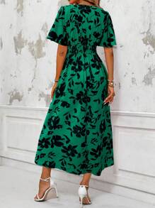SHEIN LUNE V-Neck Short Sleeve All Over Floral Print Slit Casual Dress