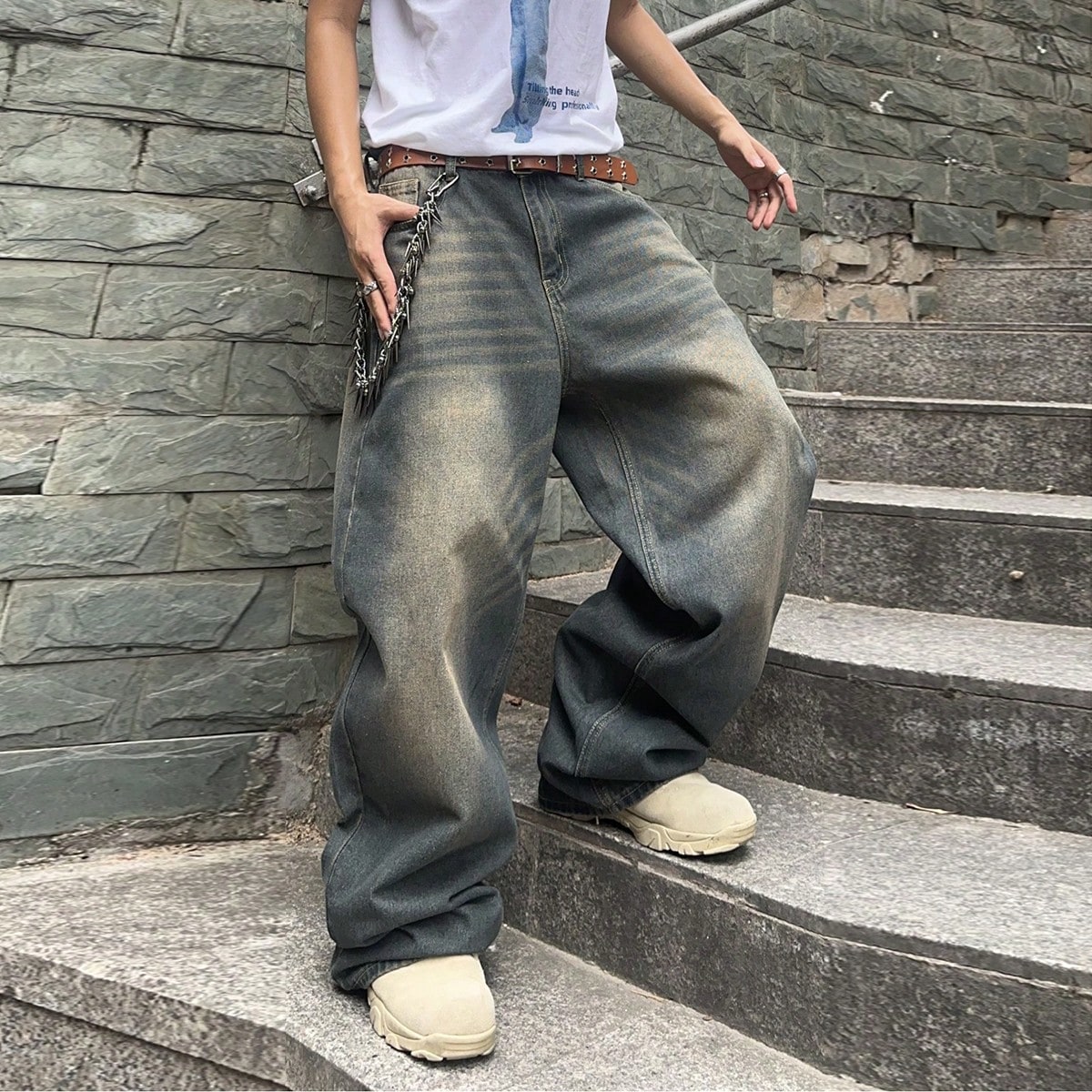 Pantalones vaqueros holgados de pierna ancha y desgastados informales para hombres