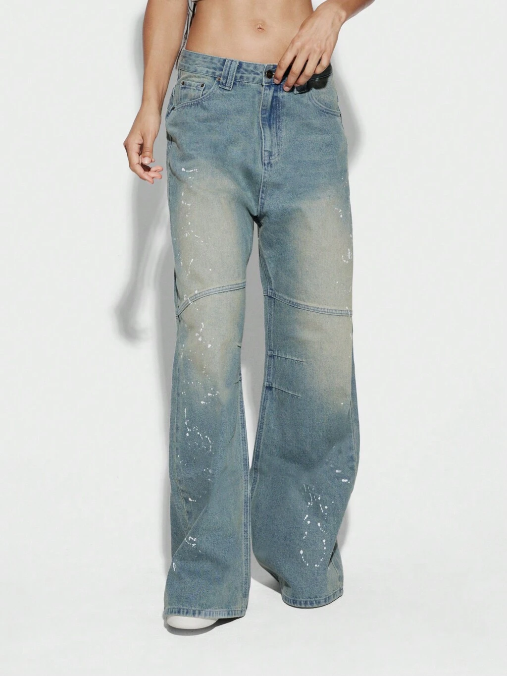 SUMWON WOMEN Jeans larghi di jeans con spruzzi di vernice