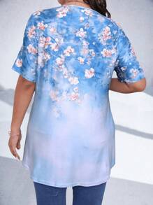 SHEIN LUNE 大码花卉印花褶皱胸口扭纹圆领短袖 T 恤 - 彩色 - 查看 2