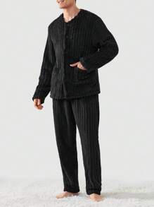 Bộ đồ ngủ 2 món áo nỉ dài tay một hàng khuy đơn màu trơn cho nam và quần dài, mùa đông - màu đen - Xem 4
