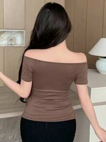 DAZY Kaos Lengan Pendek Kasual Warna Polos Model Wrap untuk Wanita, Cocok untuk Acara Keluar Rumah - Coffee Brown - View 2