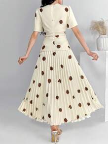 Modelyn 2pcs Women Summer Elegant Random Print Short Sleeve Top & Pleated Skirt Set