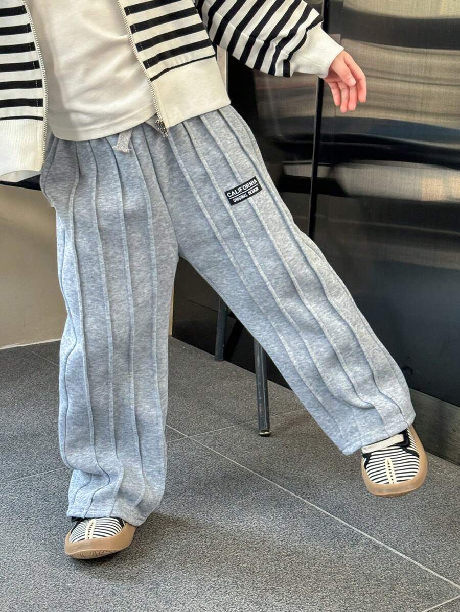 1pc Young Boys Casual Preppy Basic Gray Elastic Waist Pleated Textured Straight Leg Pants, Suitable For Commuting, School, Daily Casual, Fits Kids Outfits, Young Boy Clothes, Back To School, School Uniform, Suitable For Kindergarten, Birthday Party, Evening Party, Wedding, Christening, School Opening Ceremony, Daily Wear, Travel, Sports, Fall, Winter