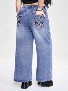 ROMWE Grunge Punk Plus Size Vintage Embroidered Loose Fit Jeans With Back Pockets - Blue - View 4