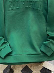 SHEIN Jersey con capucha verde informal para chicos adolescentes con texto en inglés en relieve, adecuado para otoño, invierno, calidez, universitario, ocio, uso diario, deporte, fiesta de cumpleaños, salida, todo a juego y diseño sencillo