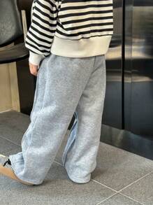 1pc Young Boys Casual Preppy Basic Gray Elastic Waist Pleated Textured Straight Leg Pants, Suitable For Commuting, School, Daily Casual, Fits Kids Outfits, Young Boy Clothes, Back To School, School Uniform, Suitable For Kindergarten, Birthday Party, Evening Party, Wedding, Christening, School Opening Ceremony, Daily Wear, Travel, Sports, Fall, Winter