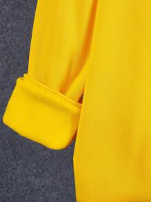 SHEIN Leap Crew 2 件套青少年男孩休闲宽松舒适图案印花连帽衫运动衫和运动裤套装 - 黃色 - 查看 7