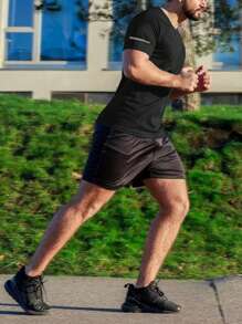 Manfinity Sport Corelite 1pc Boyfriend Style Men's Round Neck Stripe Printed Short Sleeve Sports T-Shirt, Summer - Black - View 5