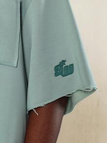 SUMWON Áo thun oversize vừa vặn Raw Edge có túi trước và miếng dán ở tay áo - màu xanh lá - Xem 4