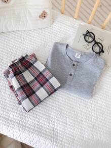 SHEIN 男童纯色上衣和格子裤睡衣套装