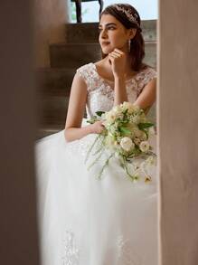 优雅婚纱手工串珠贴花精美婚纱，适合婚礼、新娘礼服、新娘