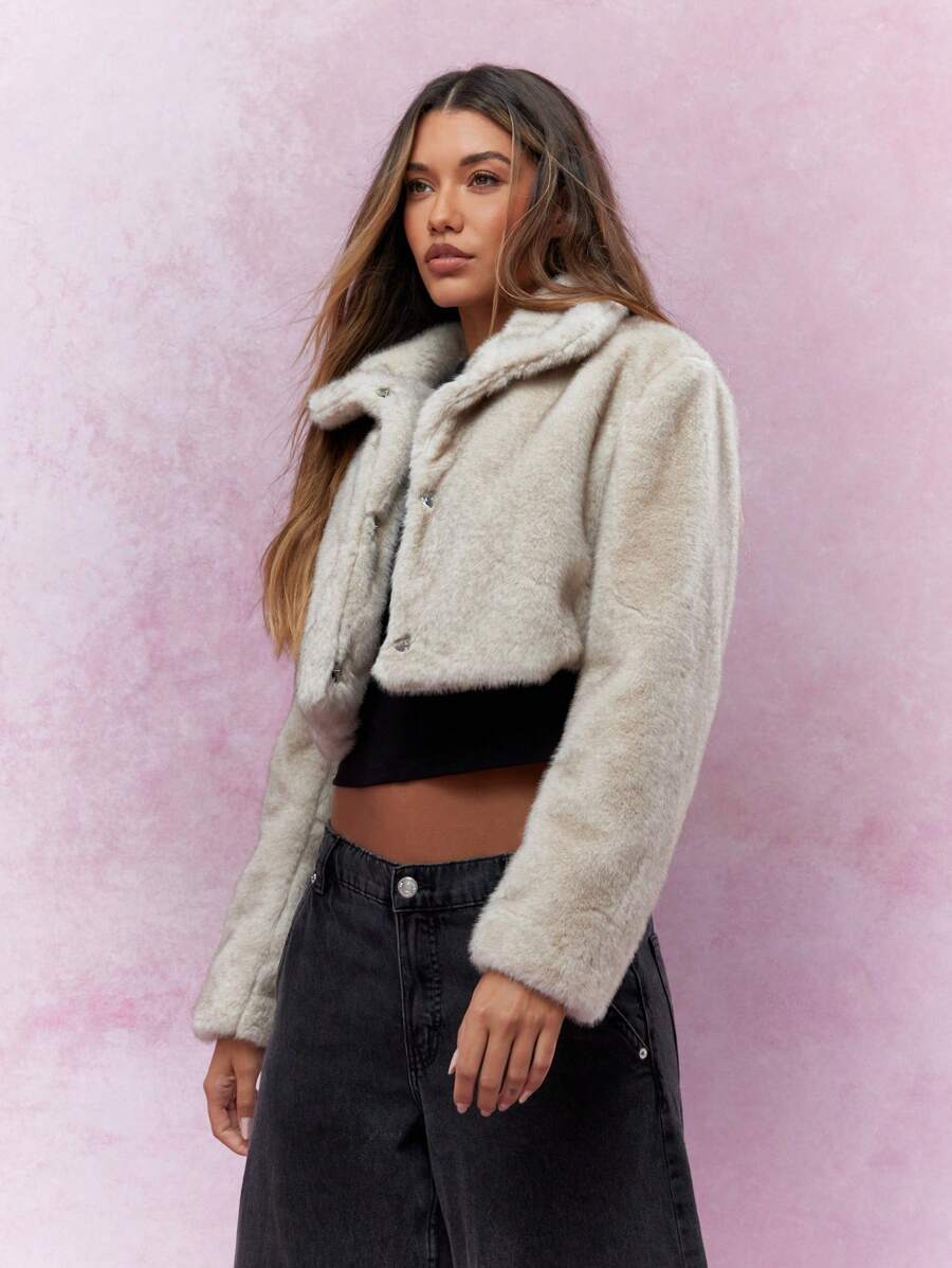MISSGUIDED Fluffy Collared Long Sleeves Crop Coat Winter Wear - Apricot - View 1