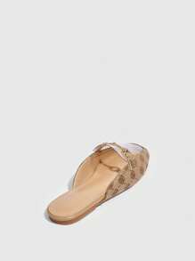 CUCCOO TILAWA CUCCOO Women Floral Pattern Fashionable Flat Shoes - Brown - View 3