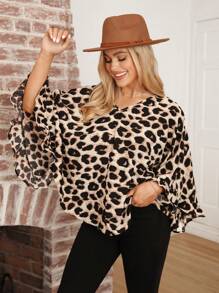 SHEIN LUNE 女性豹紋V領蝙蝠袖系前褶邊寬鬆襯衫 - 棕色 - 查看 5