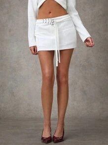 SHEIN BAE Minifalda de mujer de unicolor y cintura baja, falda de cintura baja con cinturón escalonado y bolsillos, falda blanca casual de negocios de los 90, ropa de oficina de otoño Old Money - Blanco - Ver 4
