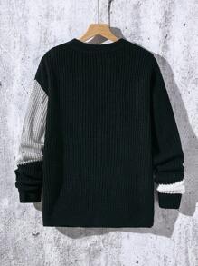 青少年/青少年男孩新款秋冬季针织毛衣。这款男孩拼色圆领毛衣展示了独特的针织技术和精致的撞色设计，呈现出时尚的外观。复杂的针织结构创造出独特的纹理和层次感，增添了时尚感。几何图案设计既实用又具有装饰性，增强了整体的精致感。这款毛衣采用优质面料制成，柔软保暖，适合秋冬季节，舒适保暖。这款毛衣不仅注重细节设计和工艺，还散发出独特的时尚魅力。 - 黑色 - 查看 2