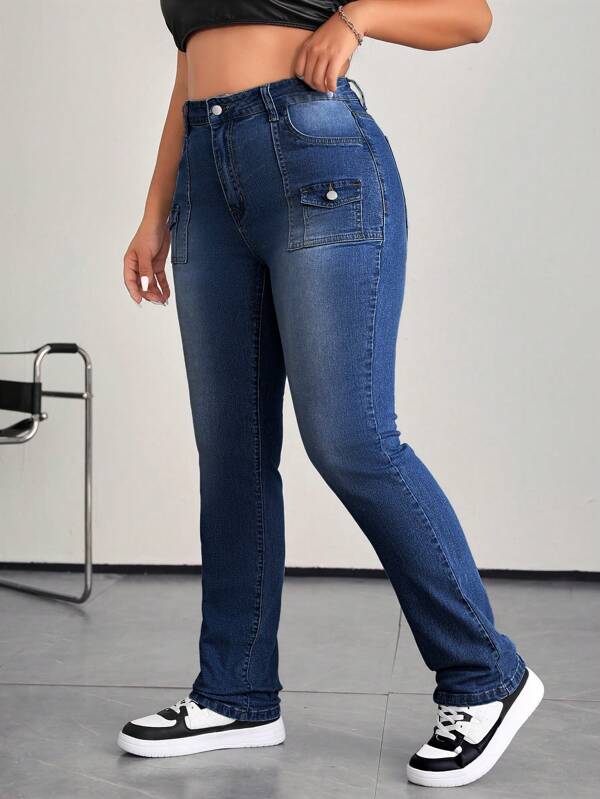 SHEIN EZwear Pantalones vaqueros acampanados de mezclilla elástica talla grande para mujeres, pantalones cargo casuales, azul