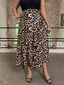 SHEIN Privé Falda envolvente asimétrica con anudado, de cintura alta con estampado de leopardo, para mujeres de talla grande - Multicolor - Ver 6